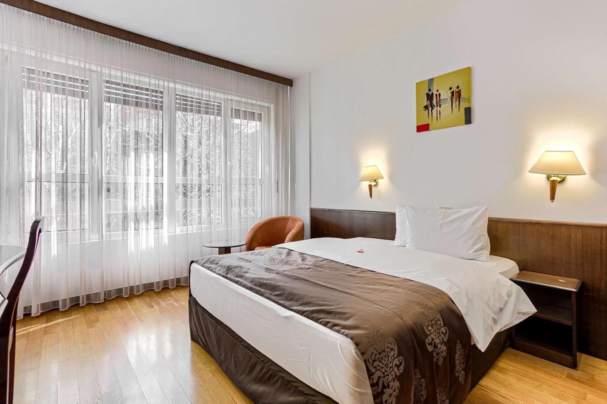 Best Western Central Hotel Arad Exterior foto