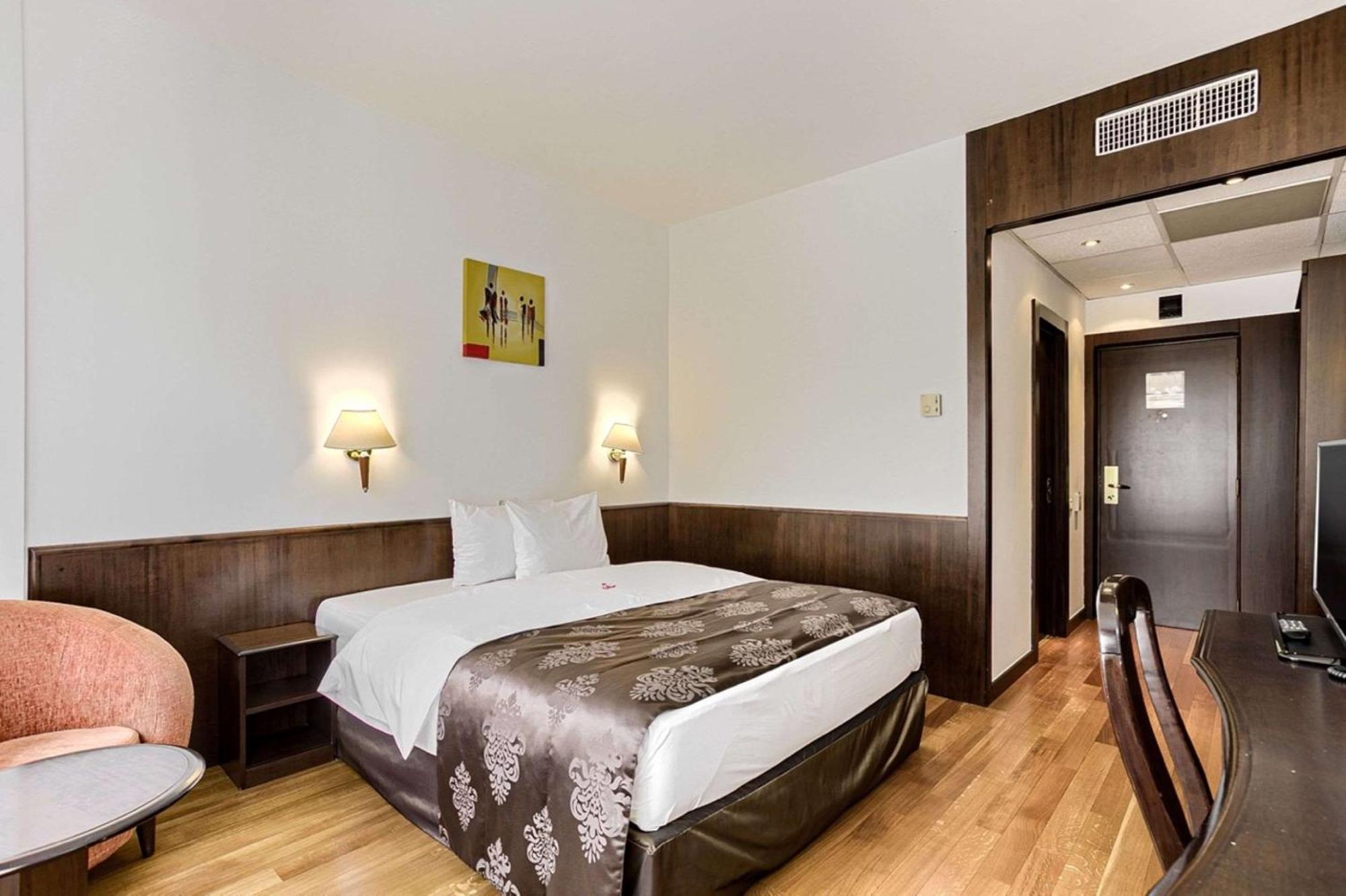 Best Western Central Hotel Arad Exterior foto