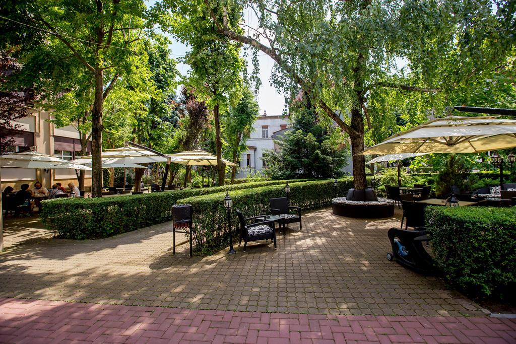 Best Western Central Hotel Arad Exterior foto