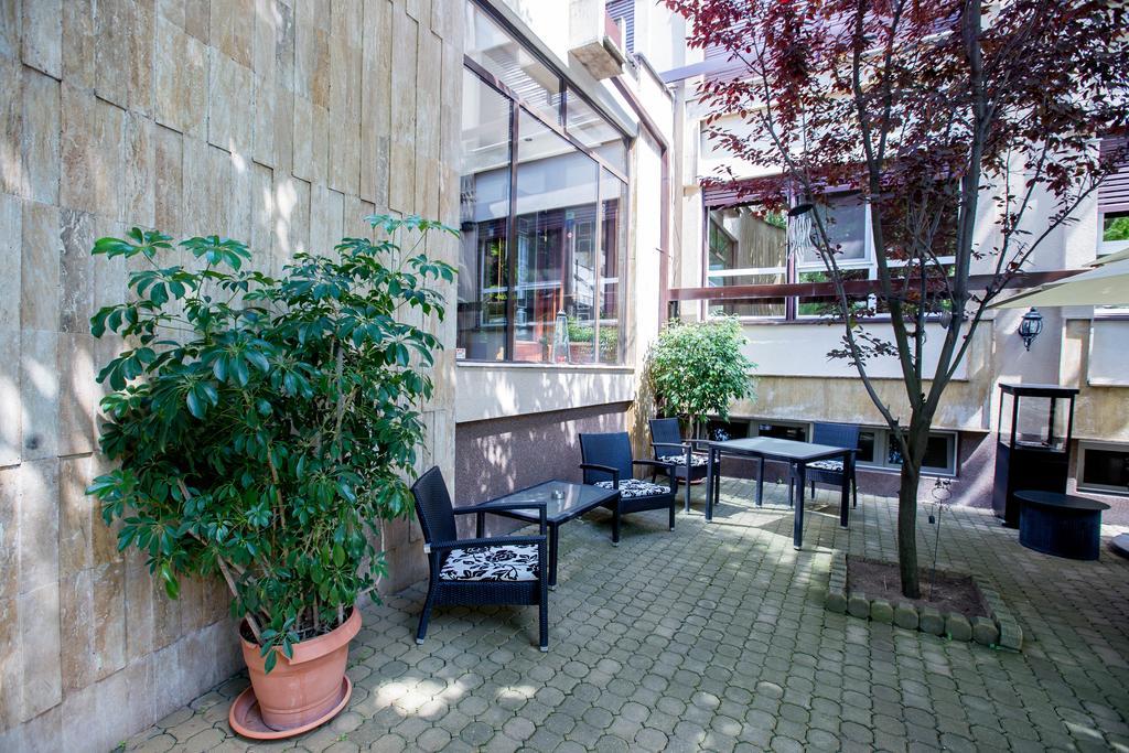 Best Western Central Hotel Arad Exterior foto